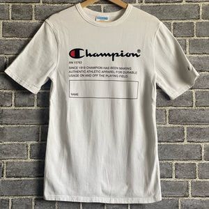 White Champion Streetwear Shirt